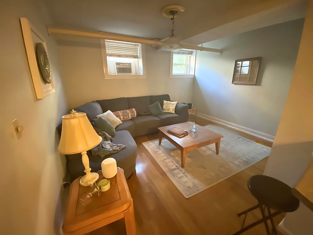 2 bed, 1 bath apartment for rent at 3 Euston Unit B, Brookline — photo 2 of 9