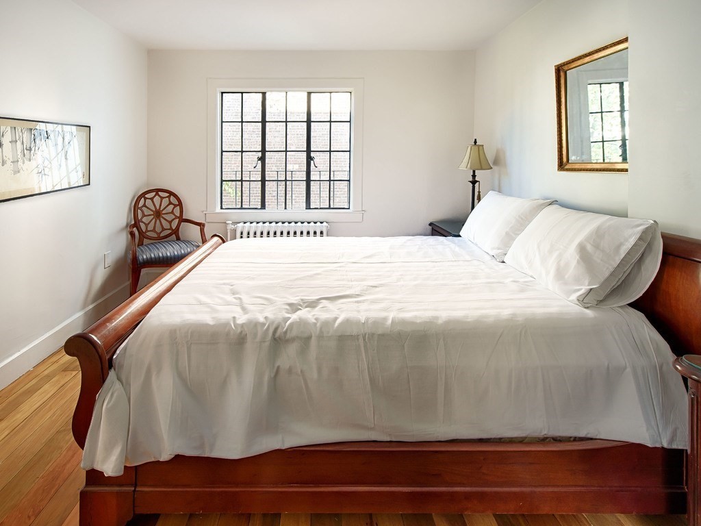 2 bed, 1 bath apartment for rent at 3 Everett St Unit 2, Baldwin — photo 9 of 10