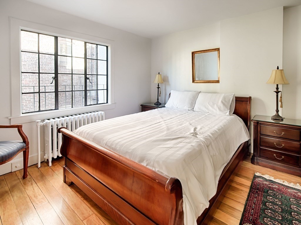 2 bed, 1 bath apartment for rent at 3 Everett St Unit 2, Baldwin — photo 8 of 10