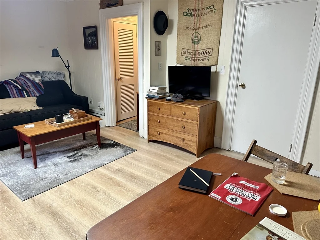 Studio bed, 1 bath apartment for rent at 3 Fairfield St Unit 2, Back Bay — photo 2 of 12