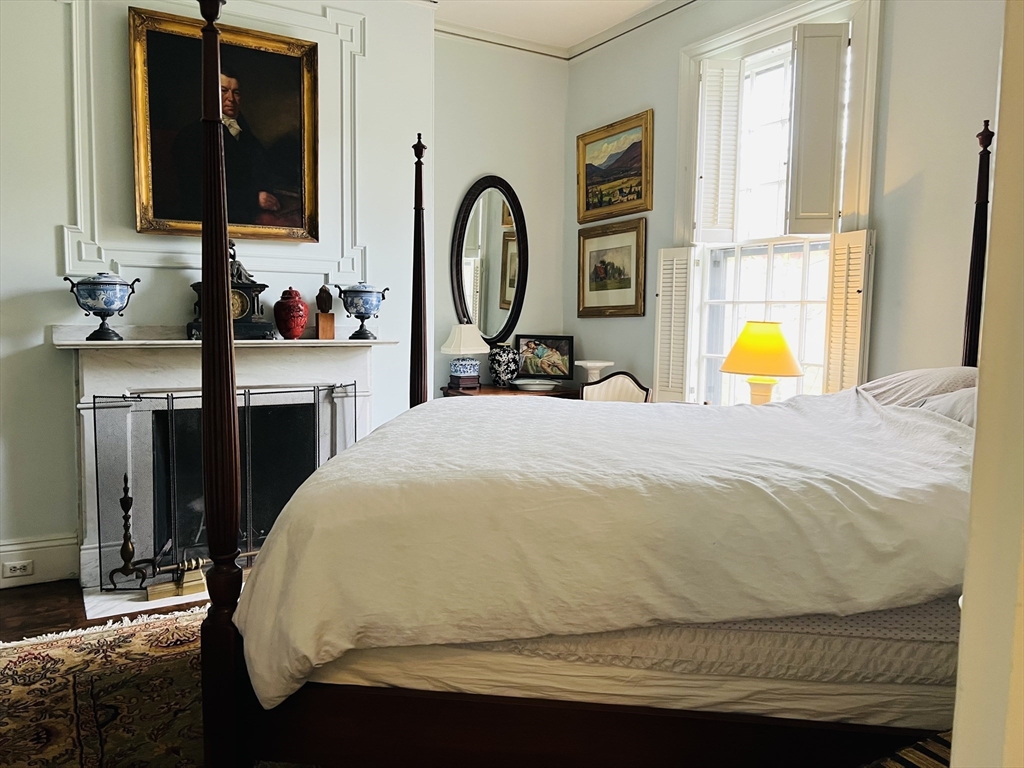 2 bed, 1 bath apartment for rent at 3 Fairfield St Unit 6-7, Back Bay — photo 4 of 6