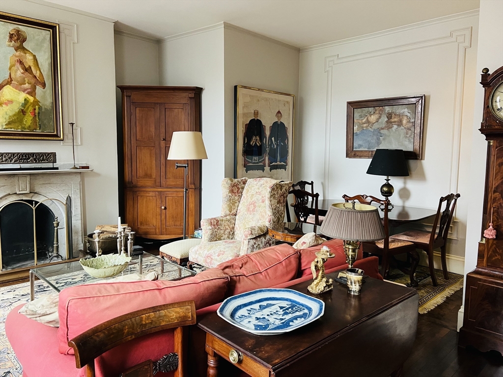 2 bed, 1 bath apartment for rent at 3 Fairfield St Unit 6-7, Back Bay — photo 3 of 6