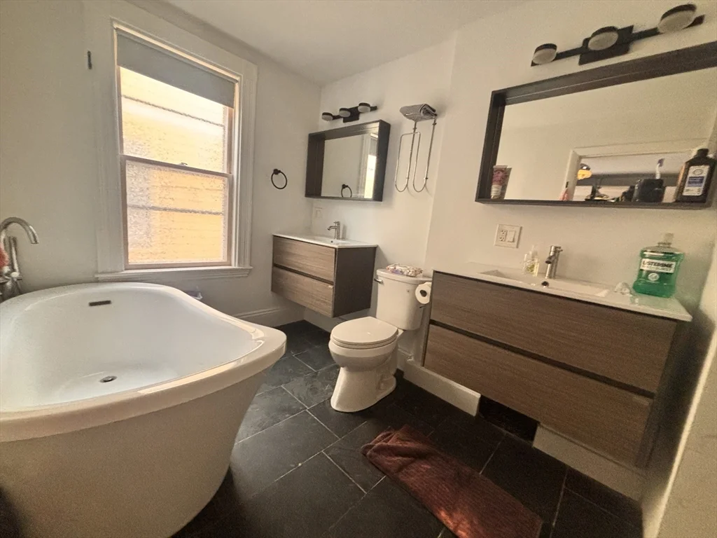 4 bed, 2 bath apartment for rent at 3 Fayette St Unit 2, Harvard Square — photo 7 of 13