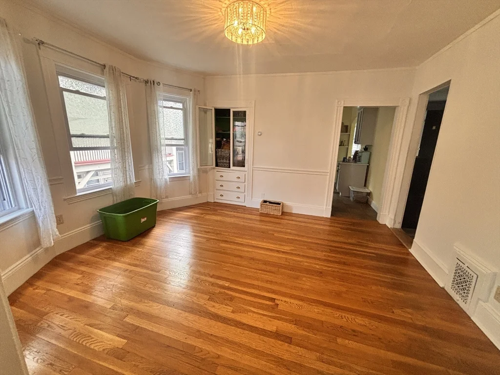4 bed, 2 bath apartment for rent at 3 Fayette St Unit 2, Harvard Square — photo 5 of 13