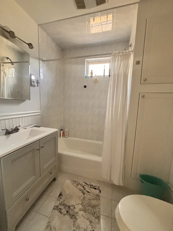 4 bed, 2 bath apartment for rent at 3 Fayette St Unit 2, Harvard Square — photo 11 of 13