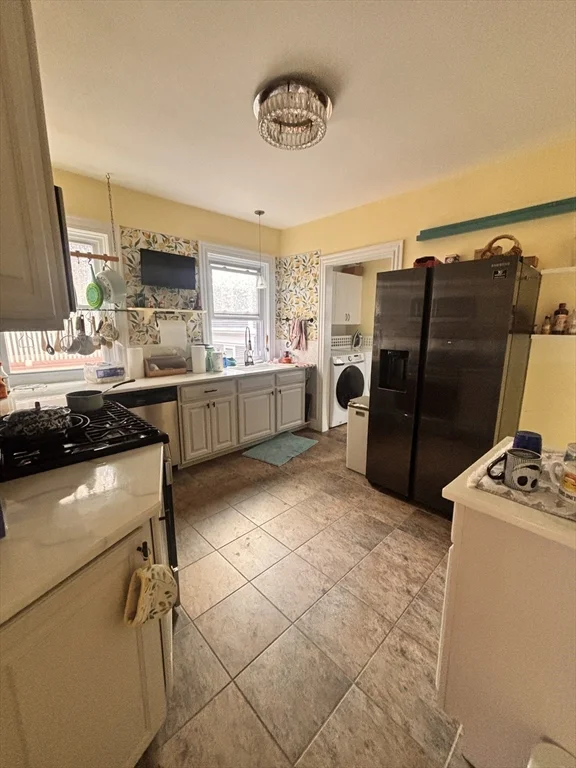 4 bed, 2 bath apartment for rent at 3 Fayette St Unit 2, Harvard Square — photo 2 of 13