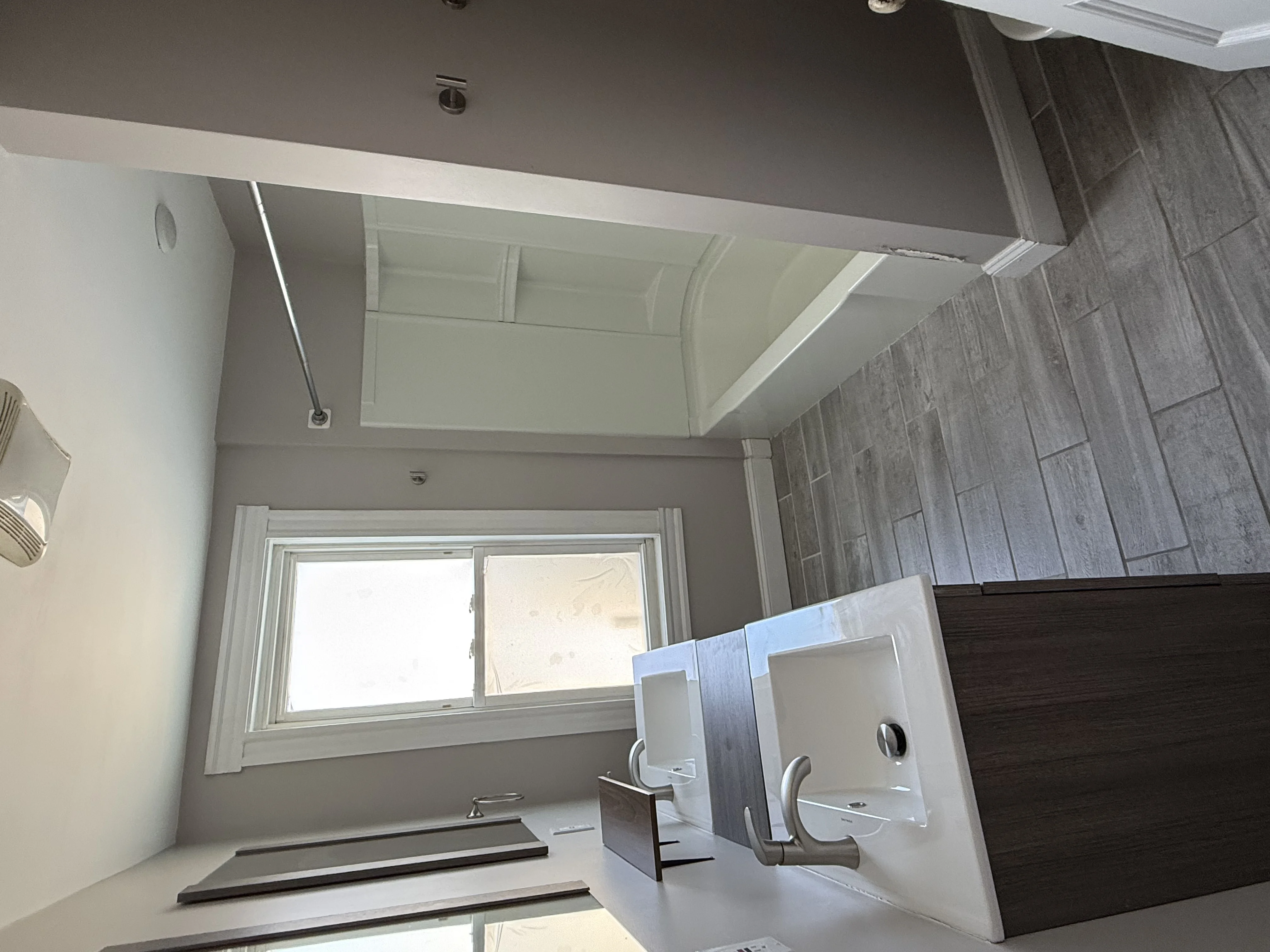 3 bed, 1 bath apartment for rent at 3 Fifield St Unit 3, Watertown — photo 10 of 13
