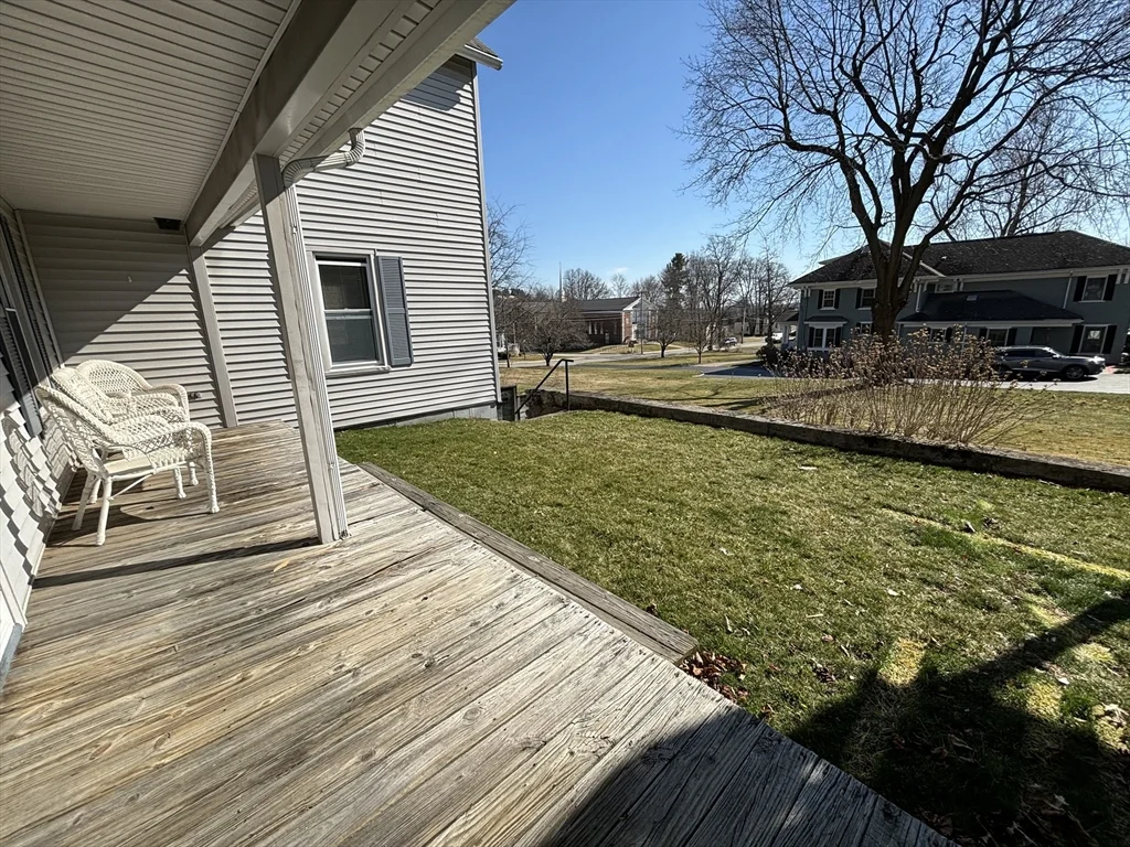 3 bed, 2 bath apartment for rent at 3 Florida Ave Unit 2, Worcester — photo 3 of 21
