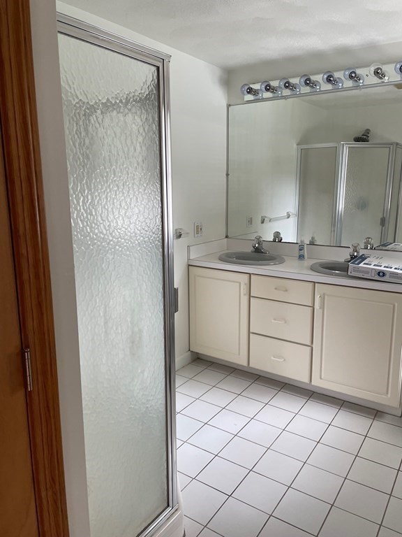 1 bed, 1 bath apartment for rent at 3 Foley Dr Unit 1, North Reading — photo 10 of 16