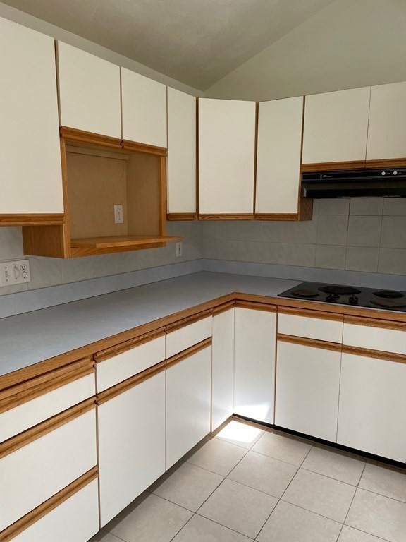 1 bed, 1 bath apartment for rent at 3 Foley Dr Unit 1, North Reading — photo 14 of 16