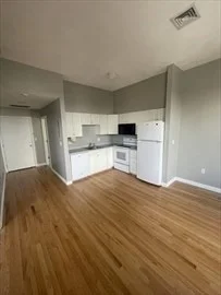 1 bed, 1 bath apartment for rent at 3 Forest St Unit 402, Medford — photo 4 of 7