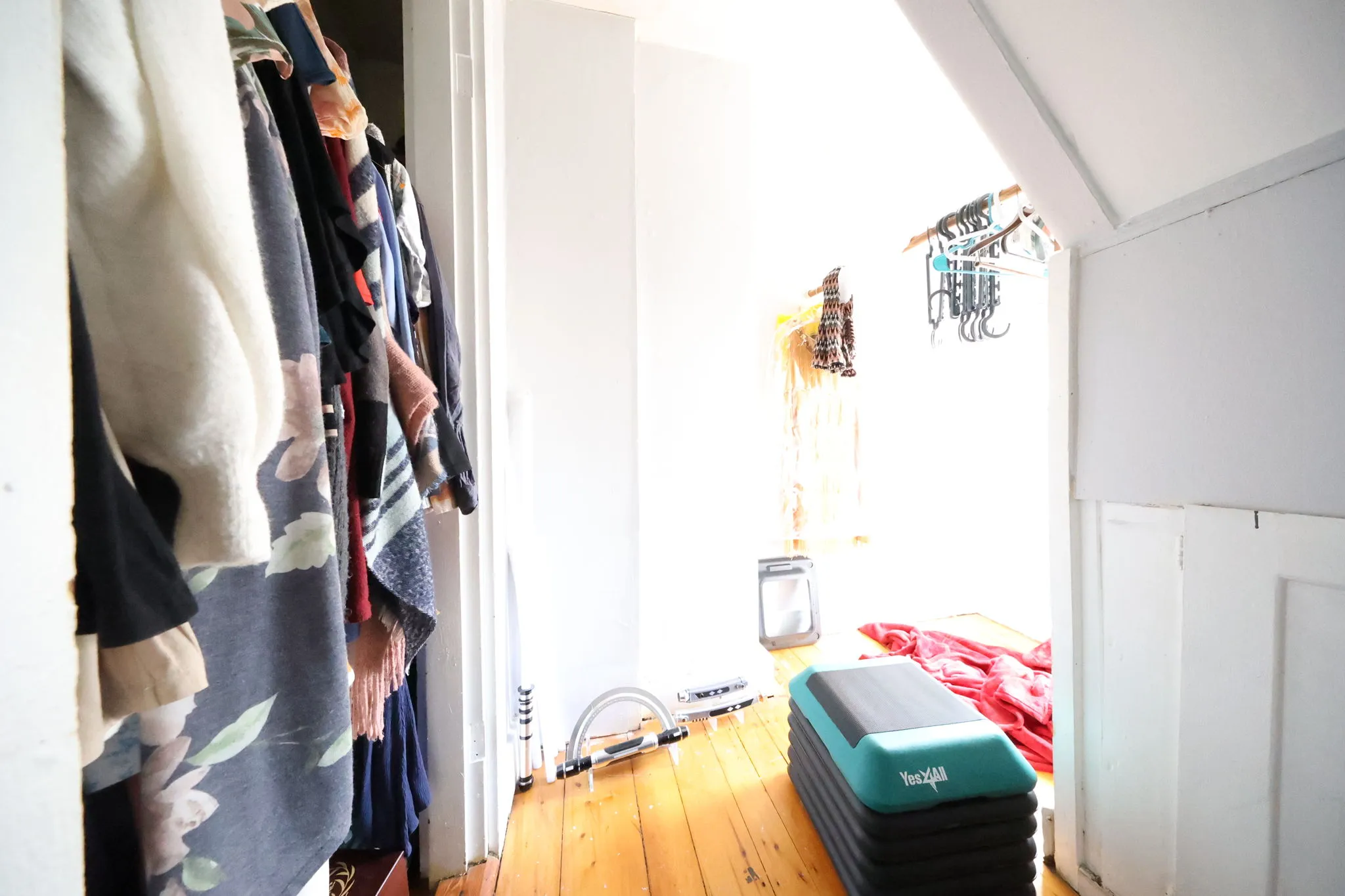 3 bed, 1 bath apartment for rent at 3 Foster St Unit 2L, Brighton — photo 3 of 13