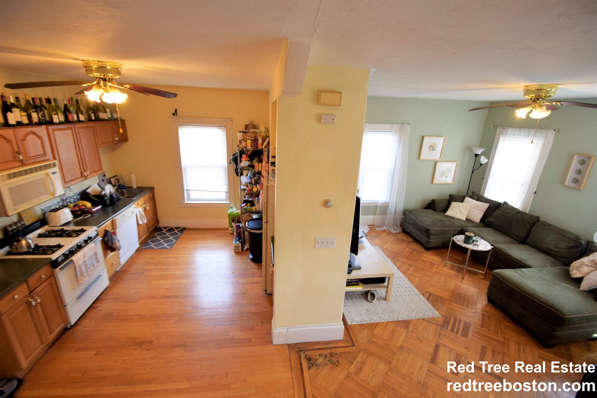 3 bed, 1 bath apartment for rent at 3 Foster St Unit 2R, Brighton — photo 9 of 17