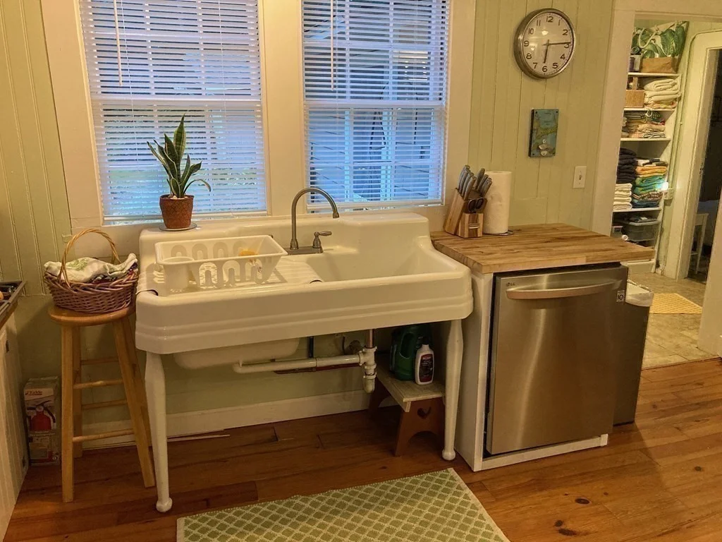3 bed, 1 bath apartment for rent at 3 Foxglove Dr, Manomet — photo 6 of 36