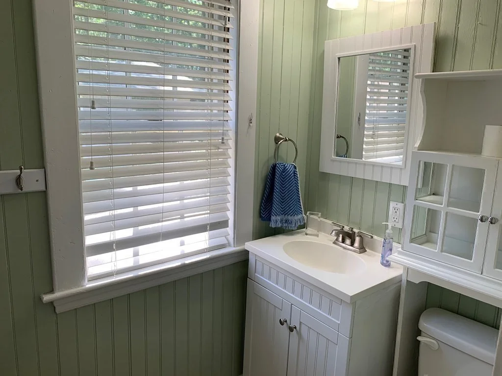 3 bed, 1 bath apartment for rent at 3 Foxglove Dr, Manomet — photo 17 of 36