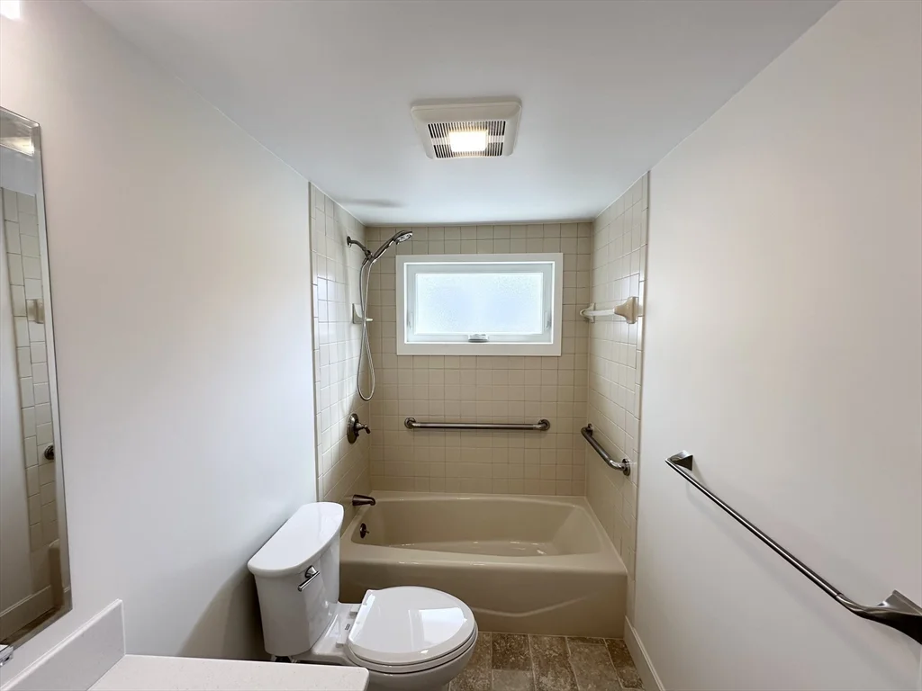 2 bed, 1 bath apartment for rent at 3 Franzone Dr Unit D, Bradford — photo 7 of 11