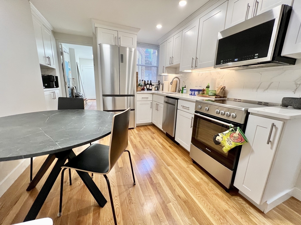 2 bed, 1 bath apartment for rent at 3 Garden Ct Unit 4, North End