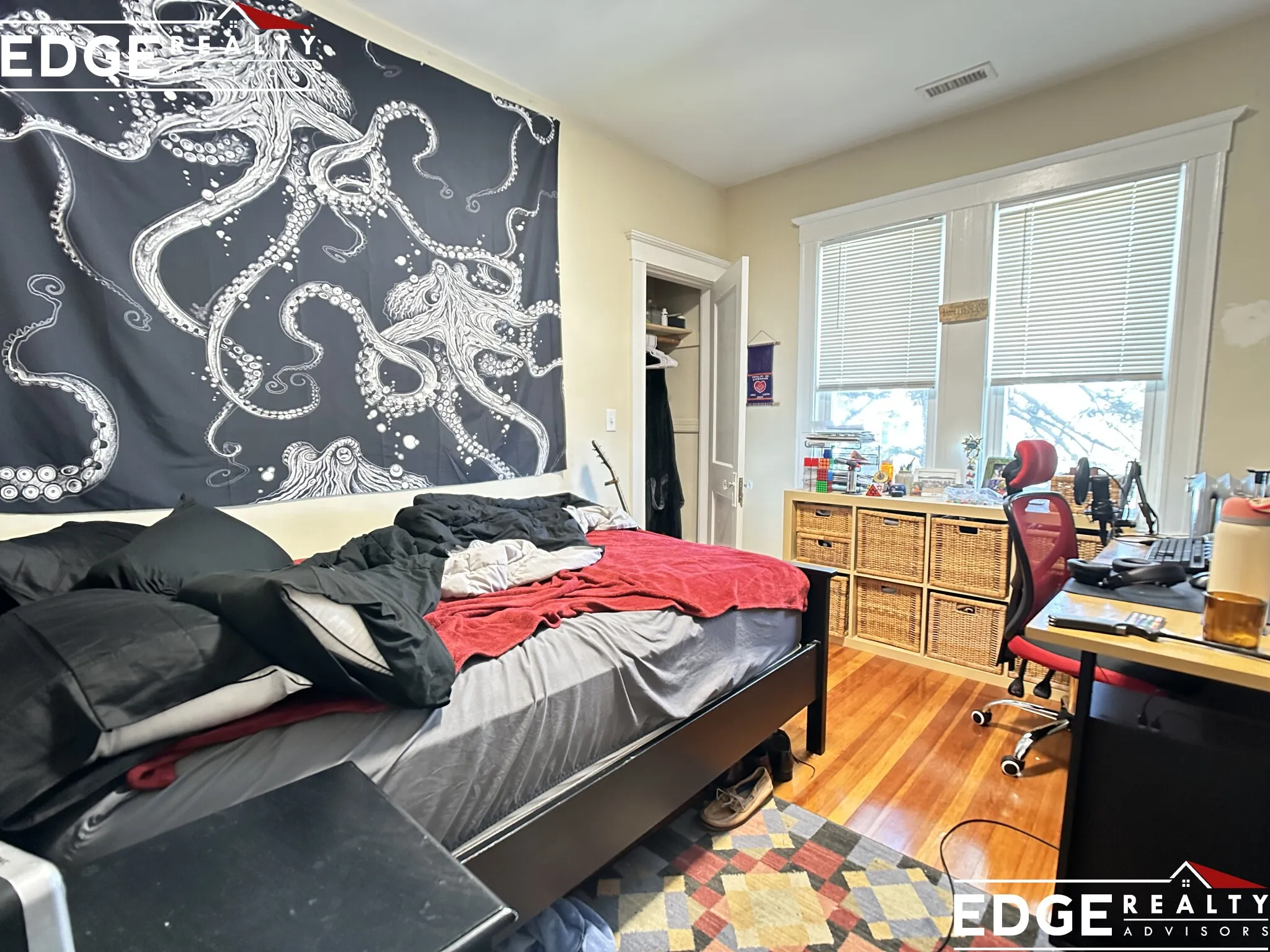 5 bed, 3 bath apartment for rent at 3 Glenley Ter Unit 2, Brighton — photo 6 of 13