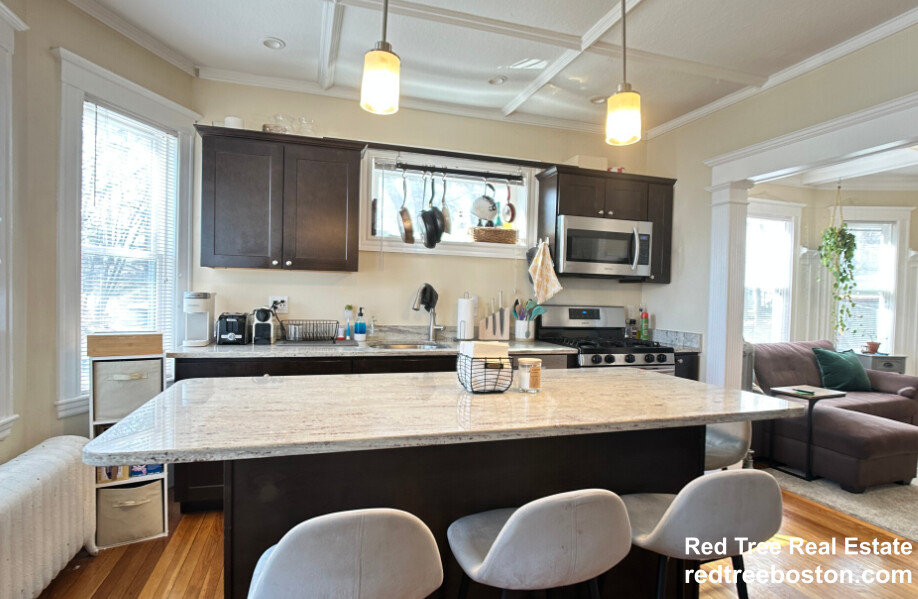4 bed, 2 bath apartment for rent at 3 Glenley Ter Unit 3, Brighton — photo 1 of 9