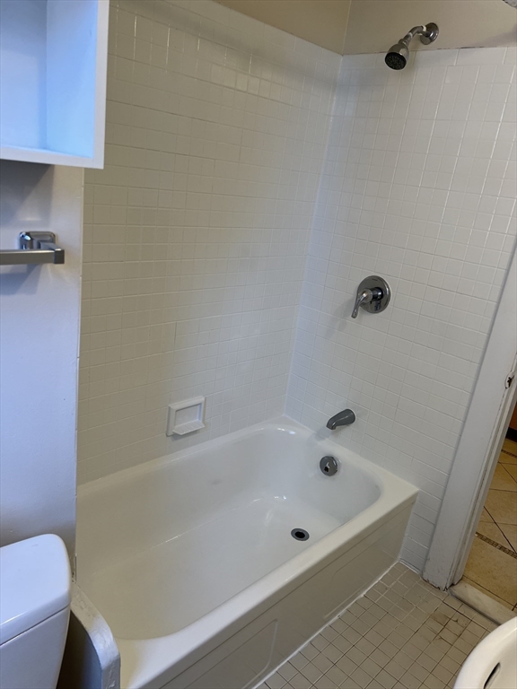 1 bed, 1 bath apartment for rent at 3 Gloucester Unit 9, Back Bay — photo 10 of 10
