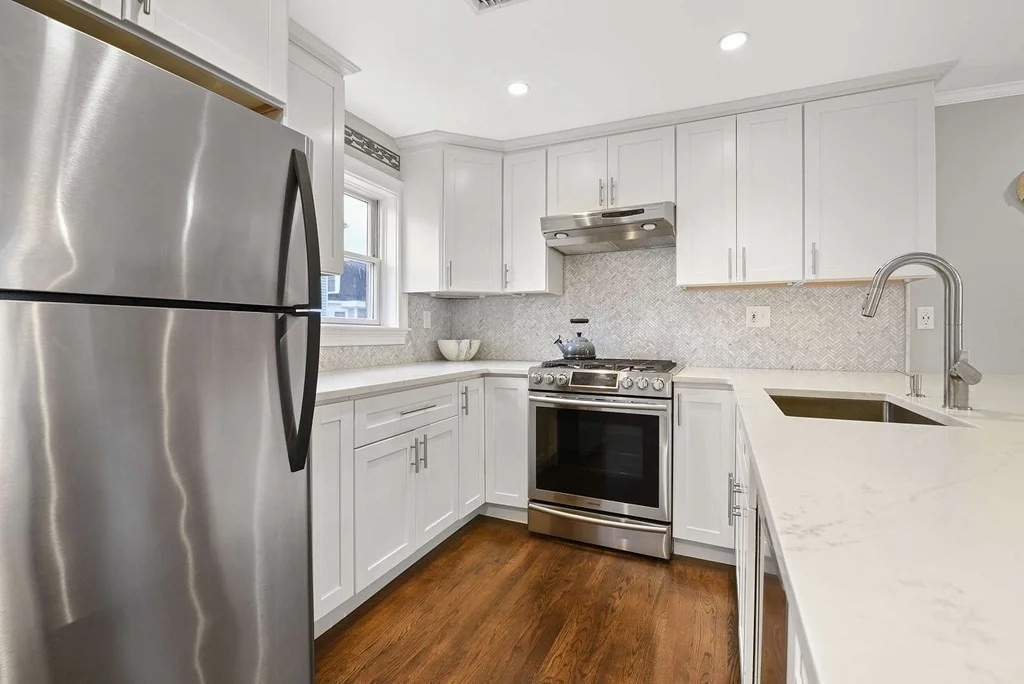 3 bed, 2 bath apartment for rent at 3 Glover Ct Unit 2, South Boston — photo 3 of 14