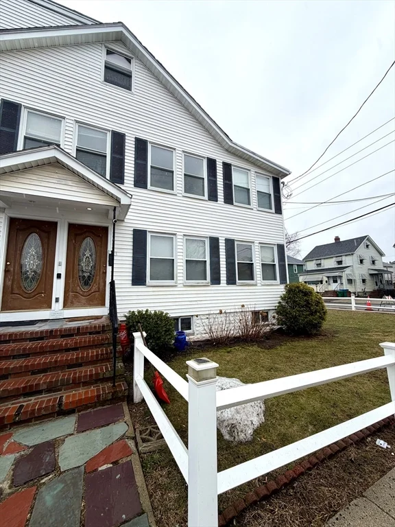 3 bed, 1 bath apartment for rent at 3 Goldsmith Ave Unit 1, Tufts University — photo 16 of 16