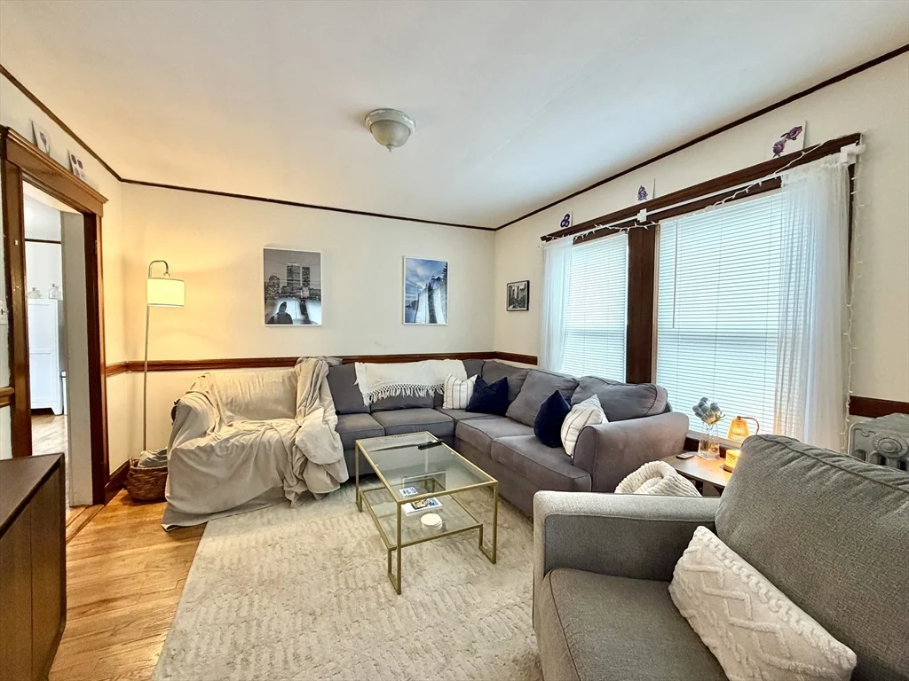 3 bed, 1 bath apartment for rent at 3 Goldsmith Ave Unit 1, Tufts University