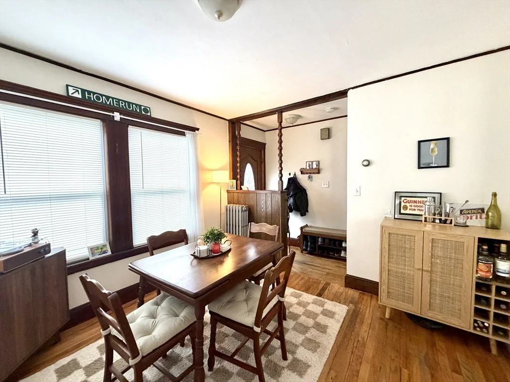 3 bed, 1 bath apartment for rent at 3 Goldsmith Ave Unit 3, Tufts University — photo 3 of 11