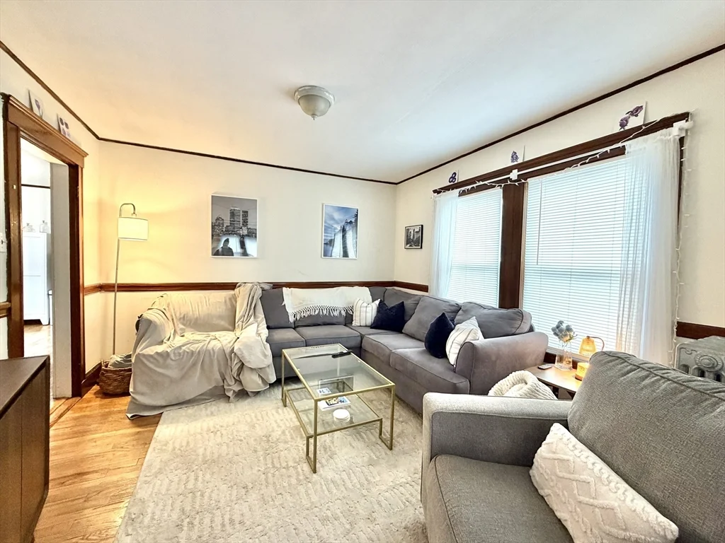 3 bed, 1 bath apartment for rent at 3 Goldsmith Ave Unit 3, Tufts University — photo 1 of 11