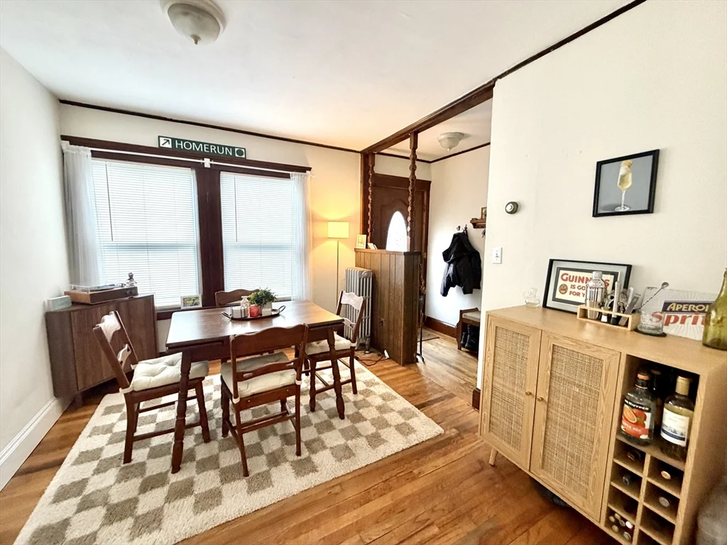 3 bed, 1 bath apartment for rent at 3 Goldsmith Ave Unit 3, Tufts University — photo 2 of 11