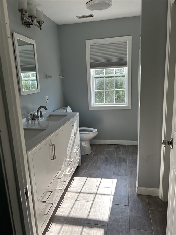4 bed, 2 bath apartment for rent at 3 Gooseneck Ln, Westford — photo 18 of 28