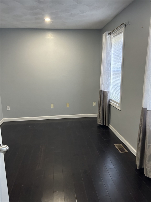 4 bed, 2 bath apartment for rent at 3 Gooseneck Ln, Westford — photo 16 of 28