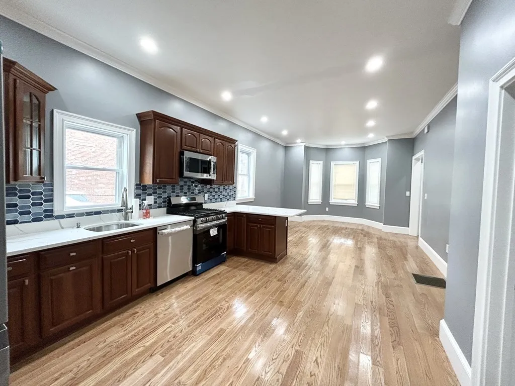 2 bed, 1 bath apartment for rent at 3 Grafton St Unit 1, Boston — photo 2 of 11