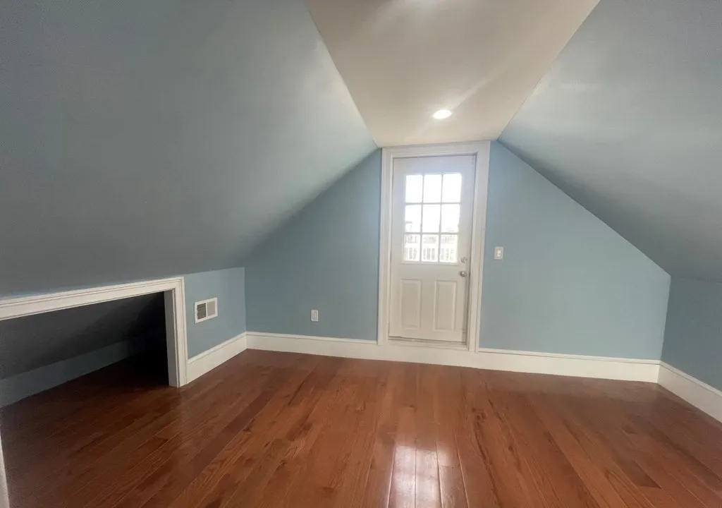 4 bed, 2 bath apartment for rent at 3 Grafton St Unit 2, Dorchester — photo 4 of 10