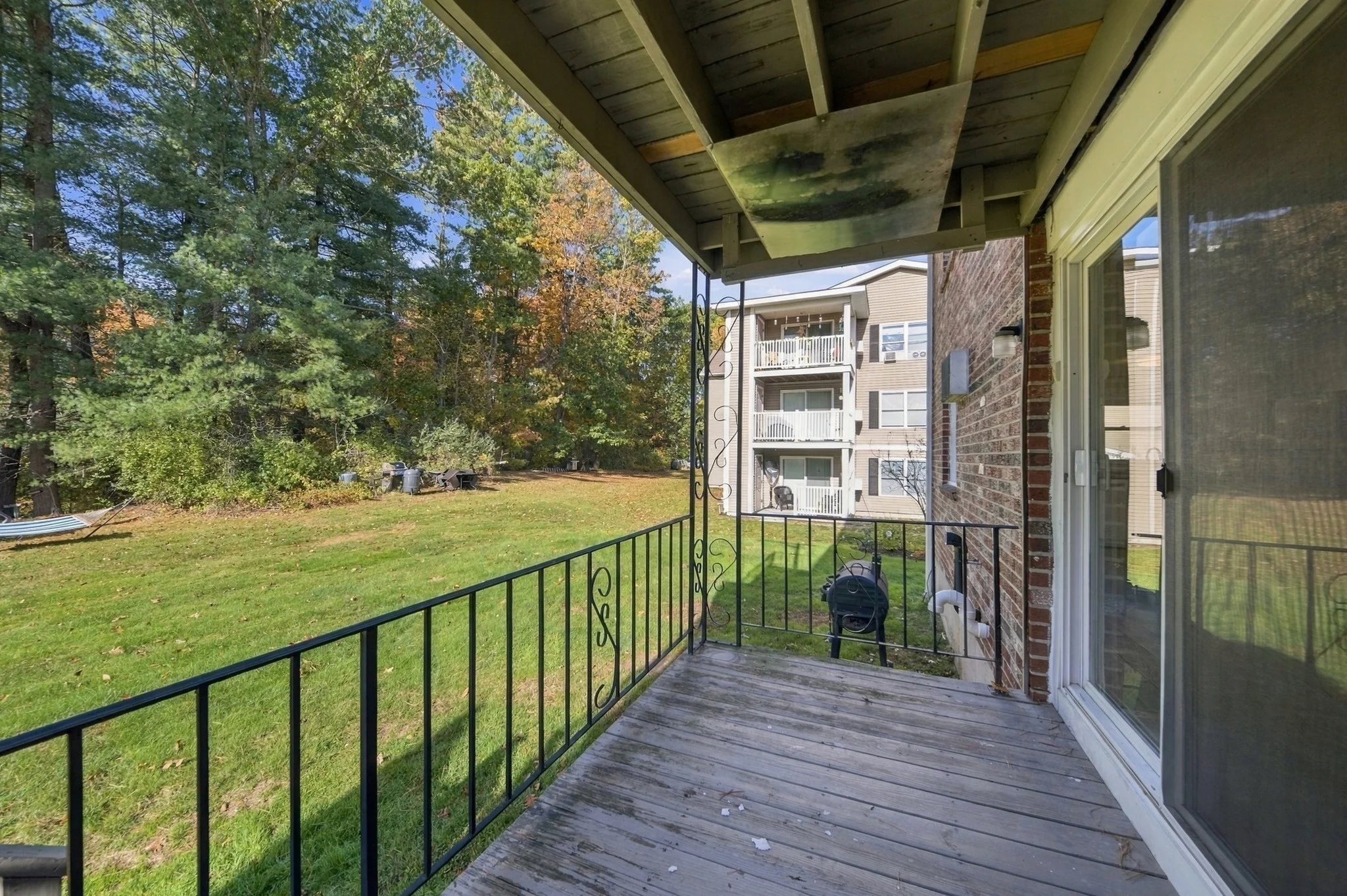 2 bed, 1 bath apartment for rent at 3 Greenleaf Unit 3B, Merrimac — photo 8 of 22