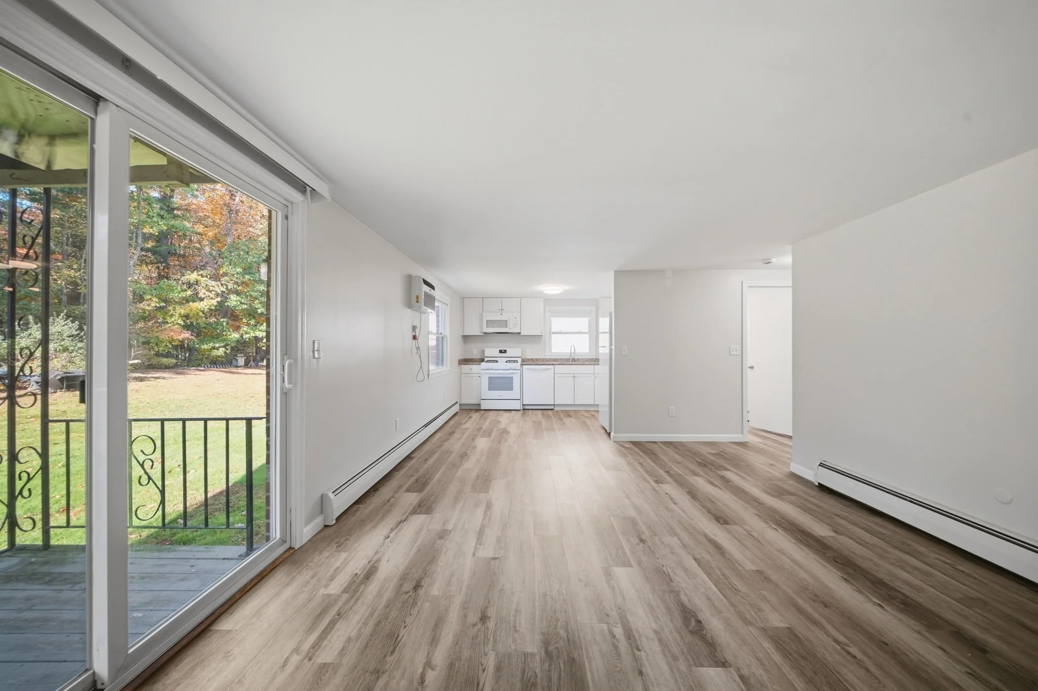 2 bed, 1 bath apartment for rent at 3 Greenleaf Unit 3B, Merrimac — photo 5 of 22