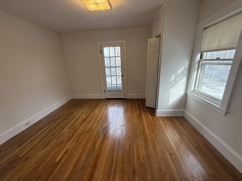 4 bed, 1 bath apartment for rent at 3 Greenough St, Coolidge Corner — photo 11 of 20