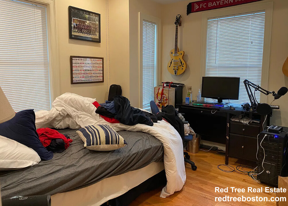 6 bed, 3 bath apartment for rent at 3 Griggs Pl, Allston — photo 7 of 12