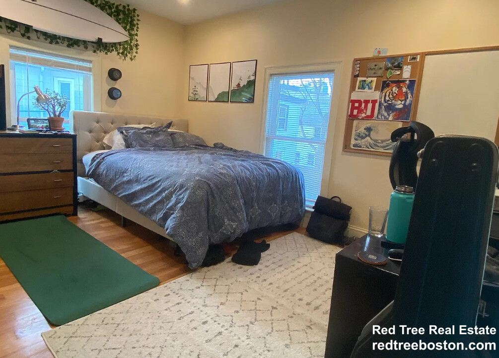 6 bed, 3 bath apartment for rent at 3 Griggs Pl, Allston — photo 12 of 12