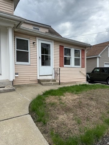 2 bed, 1 bath apartment for rent at 3 Grove St Unit 1, Ayer — photo 2 of 16