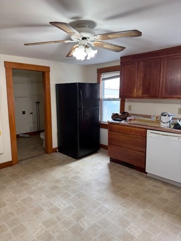2 bed, 1 bath apartment for rent at 3 Grove St Unit 1, Ayer — photo 4 of 16