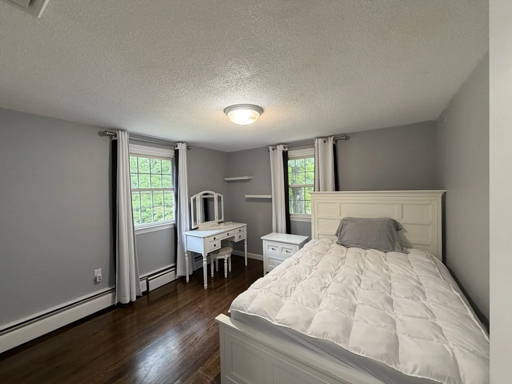 4 bed, 2 bath apartment for rent at 3 Hackney Cir, Andover — photo 26 of 29