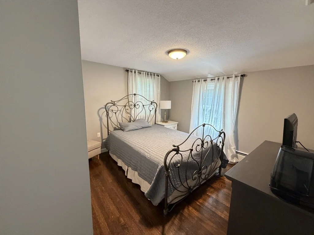 4 bed, 2 bath apartment for rent at 3 Hackney Cir, Andover — photo 24 of 29