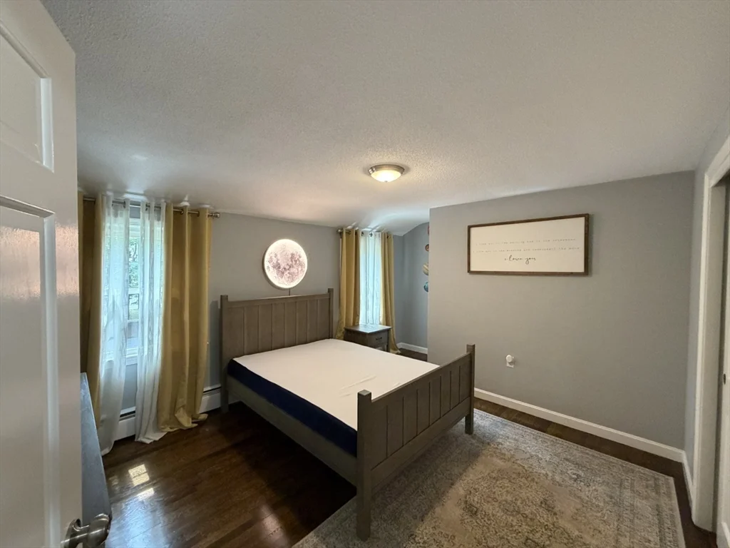 4 bed, 2 bath apartment for rent at 3 Hackney Cir, Andover — photo 25 of 29