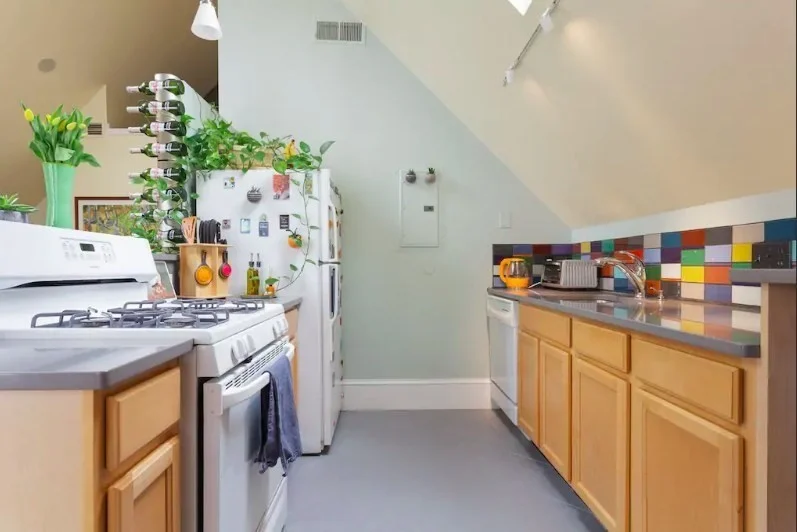 2 bed, 1 bath apartment for rent at 3 Hagar St Unit 3, Jamaica Plain — photo 5 of 17