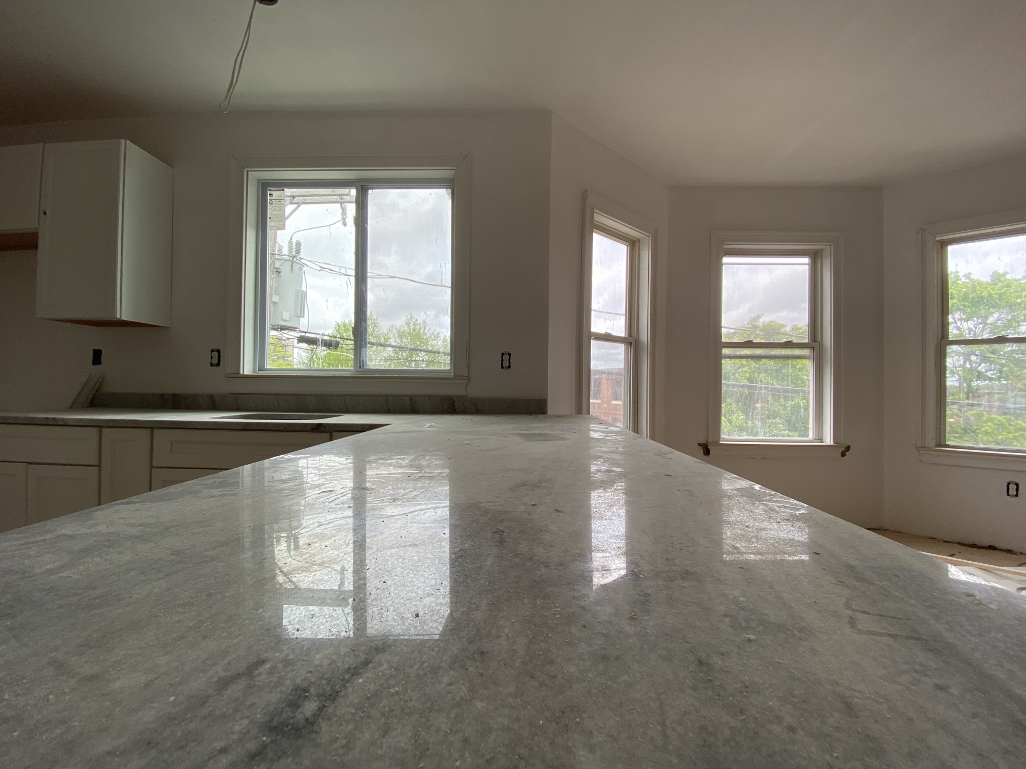 6 bed, 4+ bath apartment for rent at 3 Hamilton Rd Unit 2, West Somerville — photo 7 of 23
