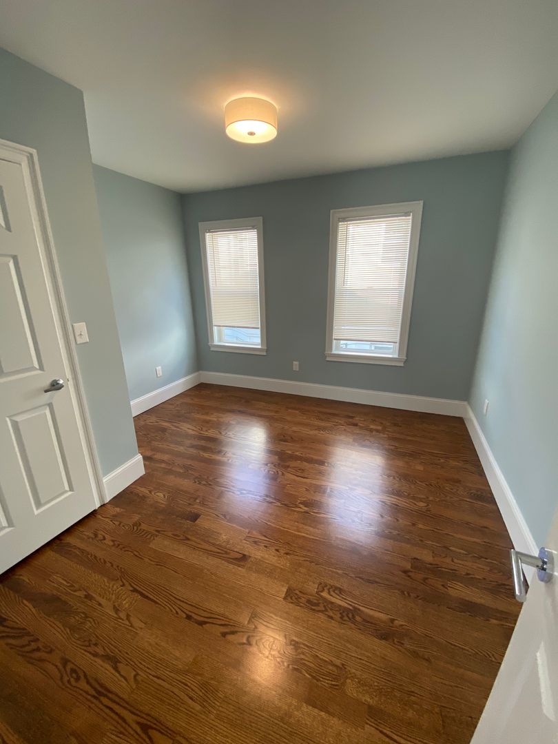 6 bed, 4 bath apartment for rent at 3 Hamilton Rd Unit 2A, West Somerville — photo 20 of 23