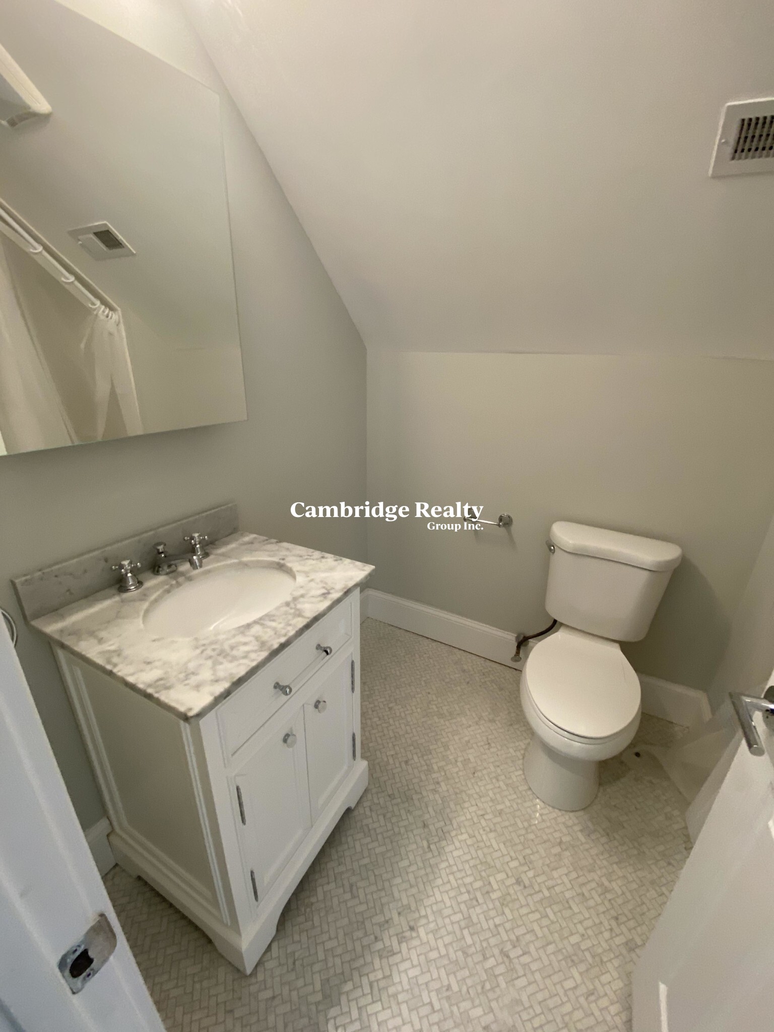6 bed, 4+ bath apartment for rent at 3 Hamilton Rd Unit 2T, West Somerville — photo 25 of 26