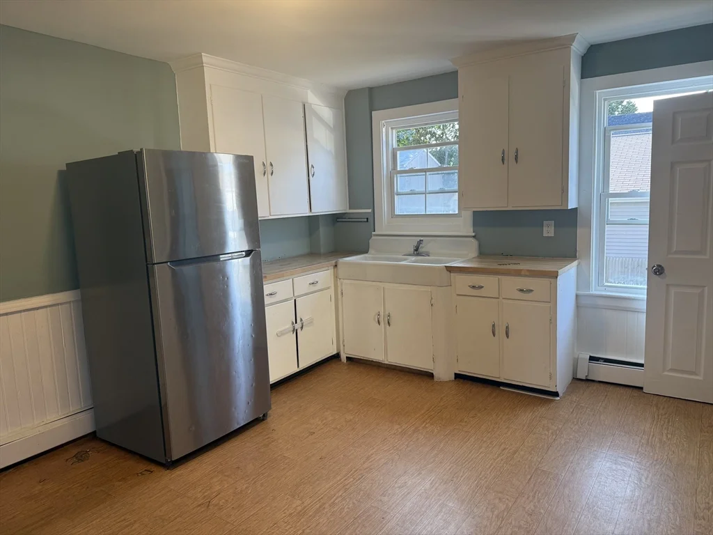 2 bed, 1 bath apartment for rent at 3 Hamilton St Unit 1, North Plymouth — photo 8 of 13
