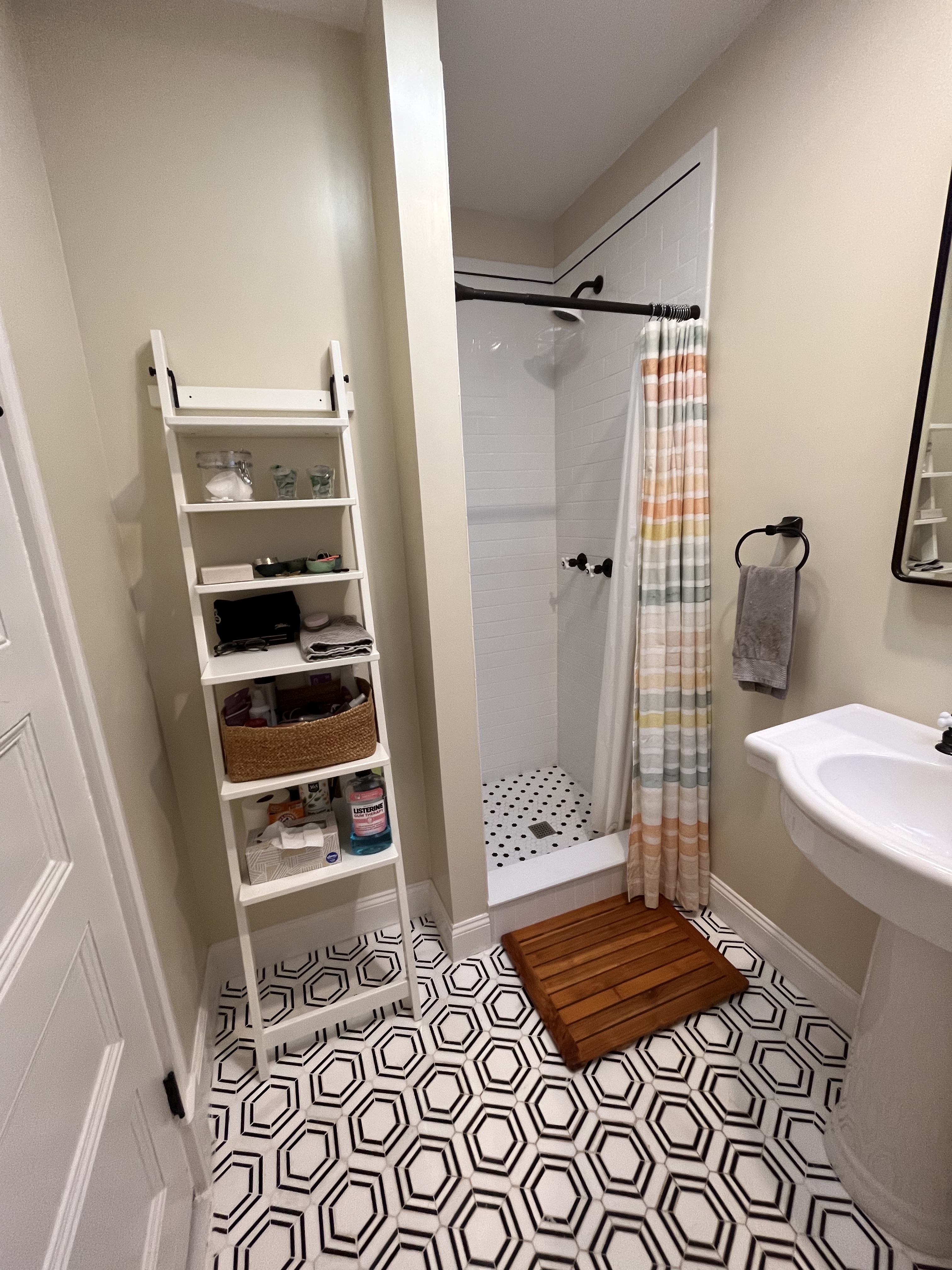 3 bed, 1 bath apartment for rent at 3 Hammond St Unit 3, Baldwin — photo 19 of 20